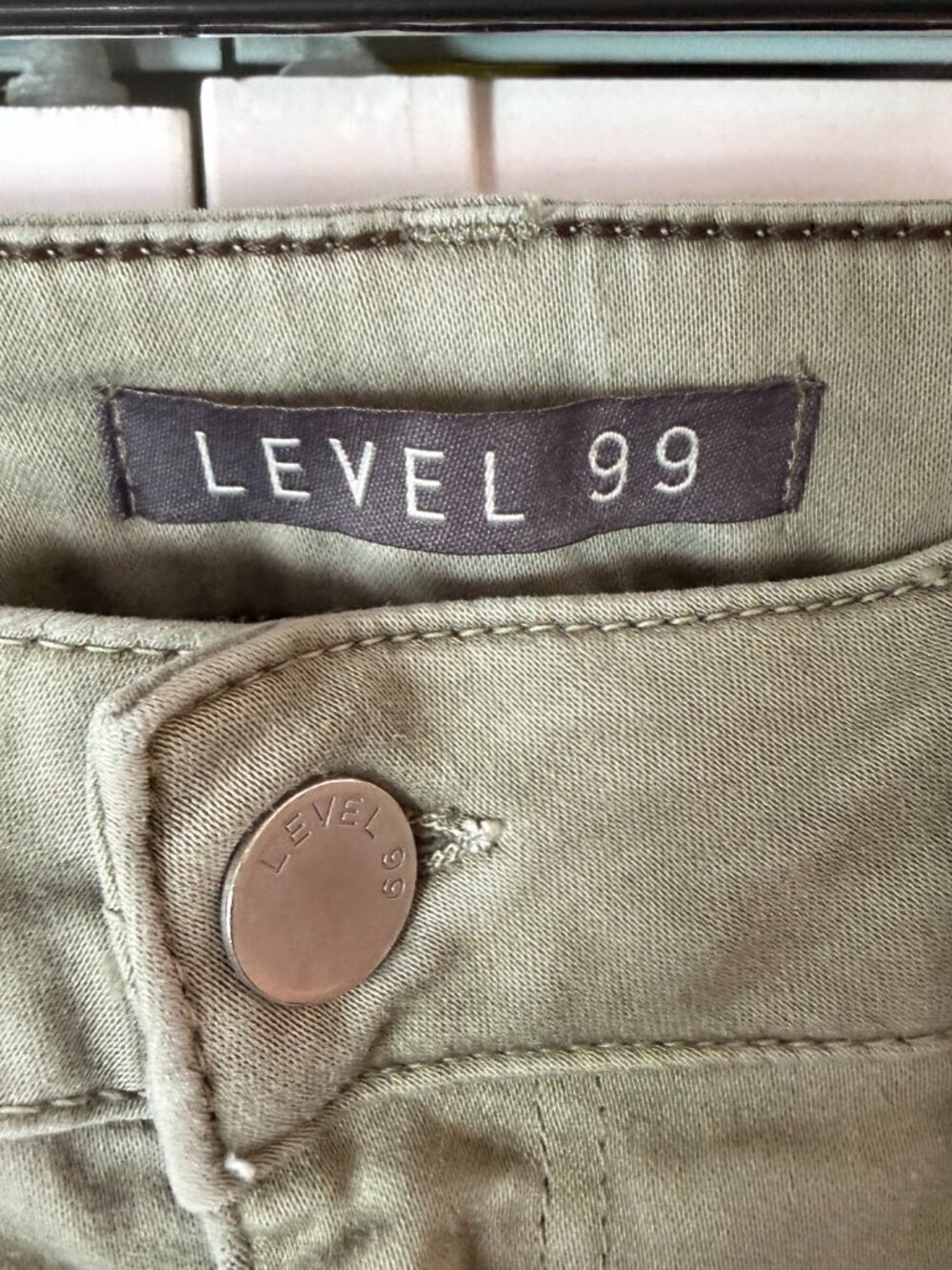 Level 99 / Anthropologie Olive Green Skinny Jean - Size 27 - Picture 3 of 8